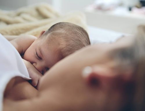 Když noci nikdy nekončí: jak vám může pomoci noční dula