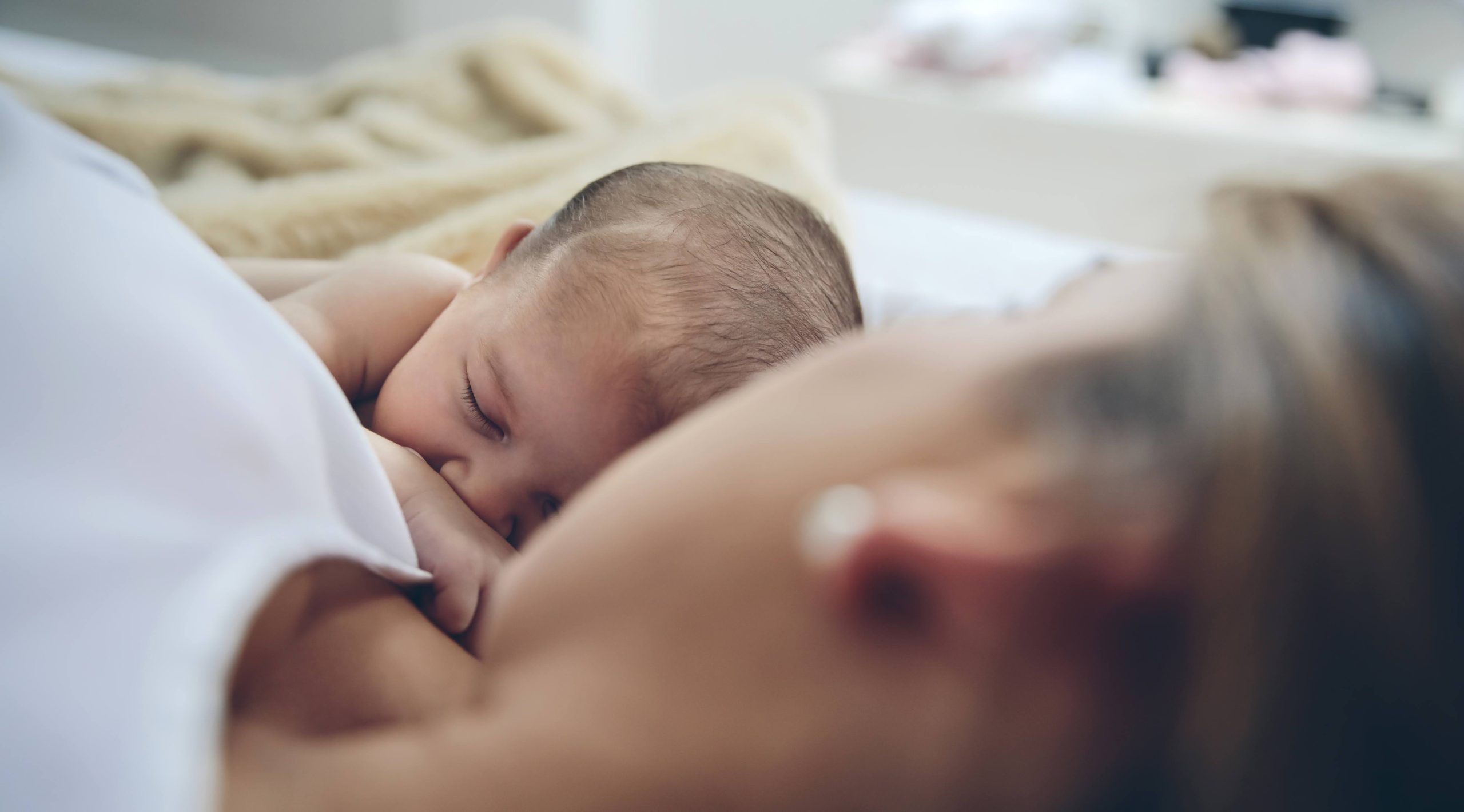adobestock 251517002 scaled - Práce noční duly: co obnáší a jak ji dělat dobře